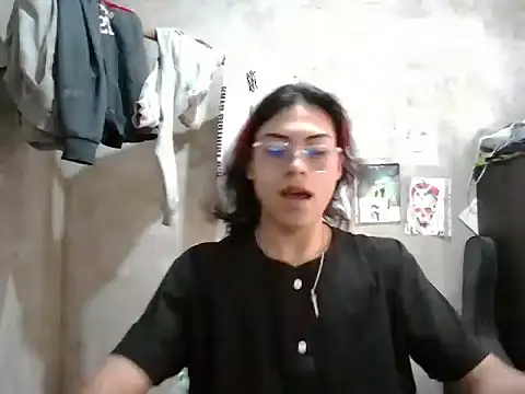 Snapshot of dirty_model chatting on 04-26-26, 07:22 dirty model online show from 04-26-26, 07:22