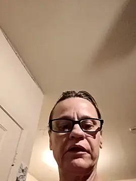 Snapshot of PremiumKitty chatting on 03-01-26, 01:51 PremiumKitty online show from 03-01-26, 01:51