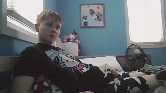 Snapshot of Liam_axel35 chatting on 12-01-25, 08:58 Liam axel35 online show from 12-01-25, 08:58