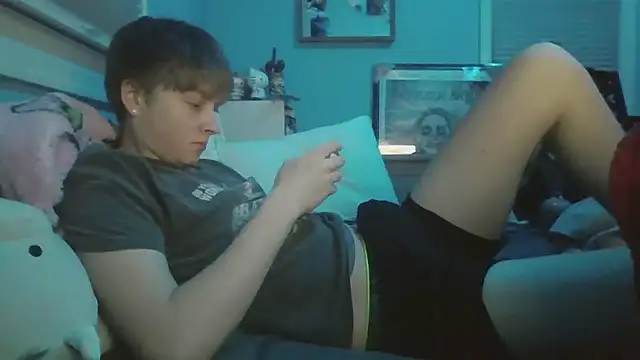 Snapshot of Liam_axel35 chatting on 01-11-26, 07:02 Liam axel35 online show from 01-11-26, 07:02