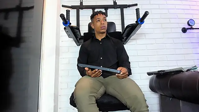 ItaloMoore online show from 03-10-26, 11:15