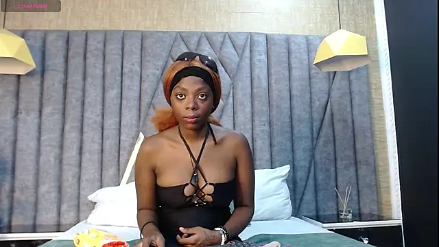 Snapshot of OliviaGarciaa chatting on 09-11-25, 03:50 OliviaGarciaa online show from 09-11-25, 03:50