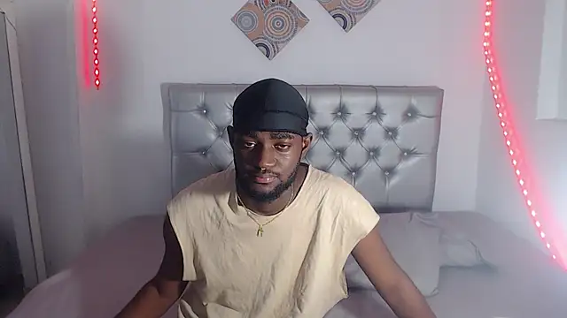 eebony stallion online show from 12-02-25, 07:09