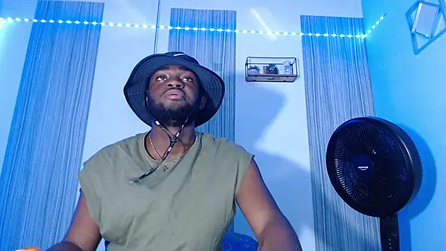 eebony stallion online show from 02-13-26, 11:34