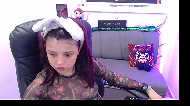 minnie cake online show from 10-23-25, 12:10