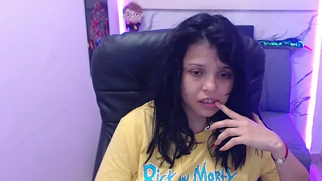 minnie cake online show from 11-22-25, 09:58