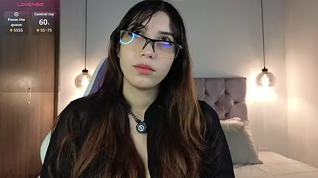 Snapshot of lila_min chatting on 09-18-25, 01:57 lila min online show from 09-18-25, 01:57