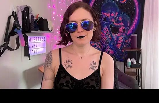 mistressannafoxx online show from 09-11-25, 08:42