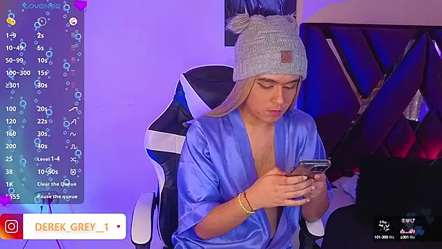 derek greyy  online show from 09-30-25, 06:35