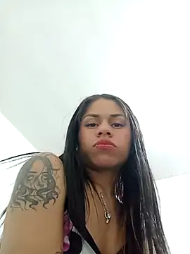 toxic sweet  online show from 11-25-25, 05:07