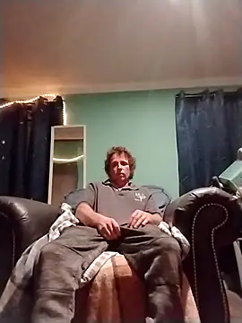 Snapshot of CatchyPart93 chatting on 12-18-25, 09:37 CatchyPart93 online show from 12-18-25, 09:37