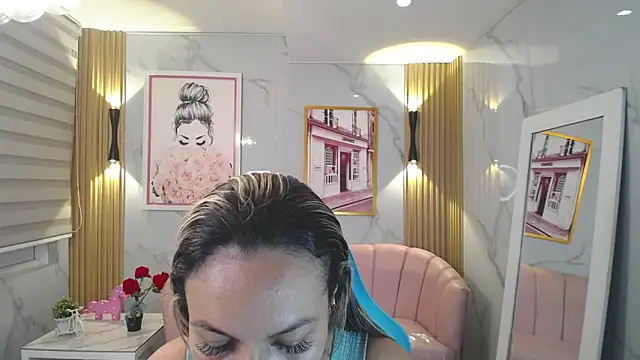 Jade Jones a online show from 10-28-25, 03:43