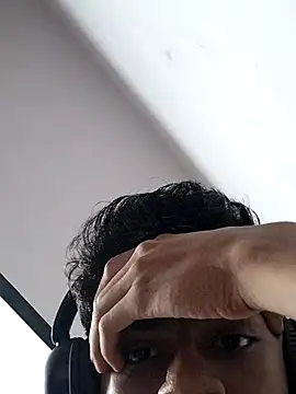 Snapshot of kjohn20 chatting on 03-05-26, 02:02 kjohn20 online show from 03-05-26, 02:02