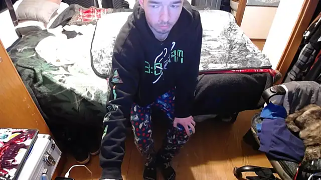 Snapshot of womenhateme69 chatting on 02-15-26, 02:25 womenhateme69 online show from 02-15-26, 02:25