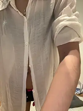 lanlan girl2k online show from 12-02-25, 07:03