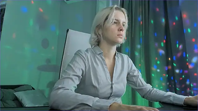 BethanyCloud online show from 10-27-25, 05:22