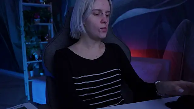 BethanyCloud online show from 11-06-25, 05:30