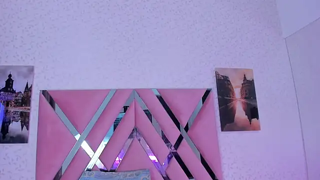 Snapshot of victoriavelasquez chatting on 09-13-25, 11:32 victoriavelasquez online show from 09-13-25, 11:32