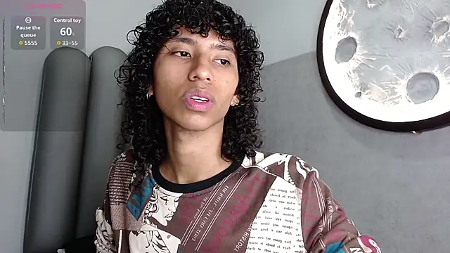 venus-03 online show from 10-15-25, 03:28