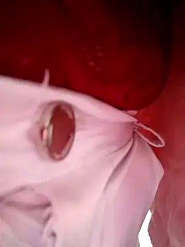 Mia-Glow online show from 03-04-26, 01:39