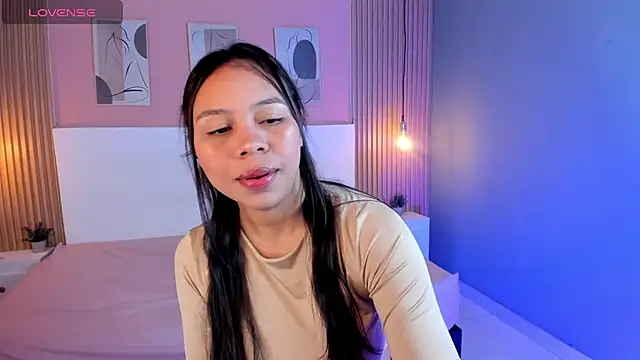 Snapshot of candy_lux30 chatting on 10-14-25, 03:40 candy lux30 online show from 10-14-25, 03:40