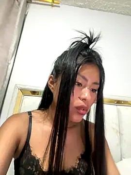 Snapshot of vanesa51 chatting on 09-26-25, 03:43 vanesa51 online show from 09-26-25, 03:43