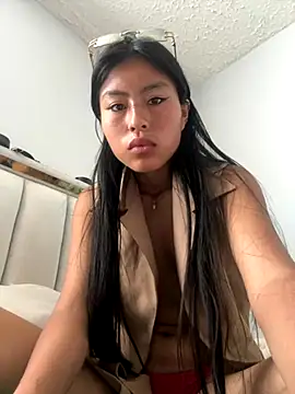 Snapshot of vanesa51 chatting on 09-27-25, 04:12 vanesa51 online show from 09-27-25, 04:12