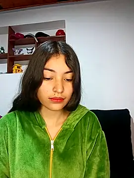 hotwife26 online show from 02-18-26, 05:47