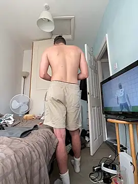 Snapshot of shyandchilling chatting on 09-21-25, 03:02 shyandchilling online show from 09-21-25, 03:02