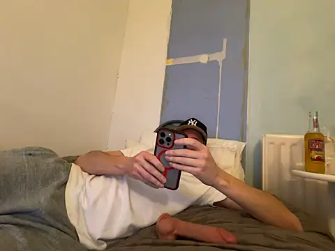 Snapshot of shyandchilling chatting on 02-05-26, 06:12 shyandchilling online show from 02-05-26, 06:12