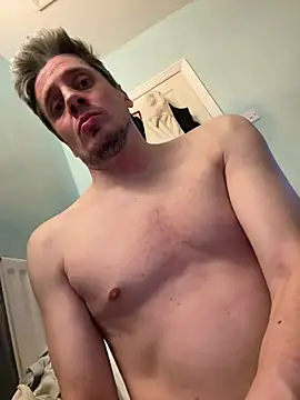 Snapshot of shyandchilling chatting on 03-16-26, 09:19 shyandchilling online show from 03-16-26, 09:19