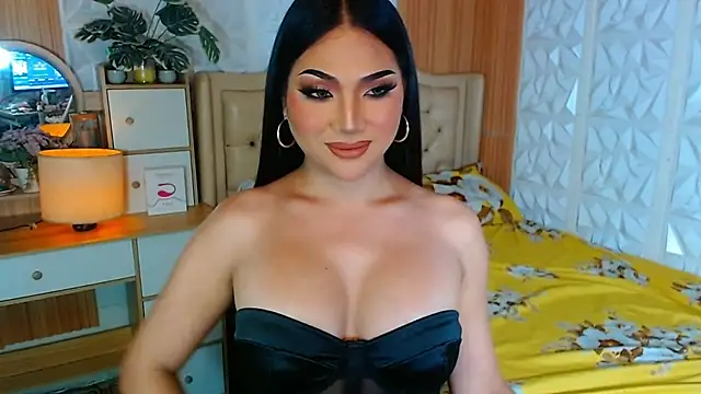 Snapshot of ValeriaHelaby chatting on 10-09-25, 04:38 ValeriaHelaby online show from 10-09-25, 04:38