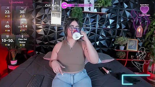 April  foxx online show from 11-14-25, 02:16