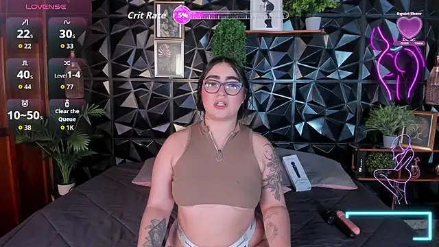 April  foxx online show from 11-18-25, 03:05