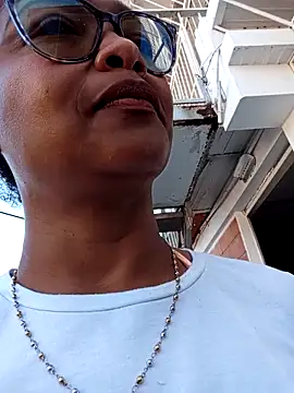 BiiancaEstradaa online show from 03-15-26, 12:33