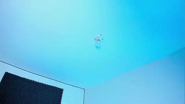 Ellope  online show from 10-16-25, 02:12