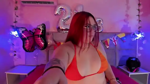 Snapshot of Lushi_Love chatting on 06-26-26, 03:11 Lushi Love online show from 06-26-26, 03:11
