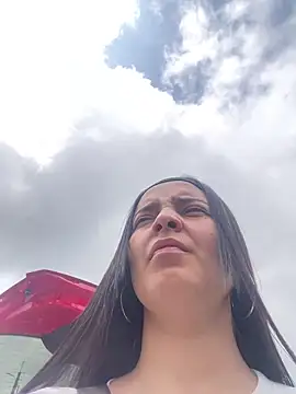 Snapshot of Mia_jhoonson chatting on 12-18-25, 04:24 Mia jhoonson online show from 12-18-25, 04:24