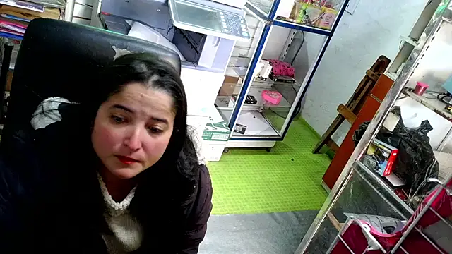 Snapshot of Ainaraazul chatting on 09-08-25, 08:41 Ainaraazul online show from 09-08-25, 08:41