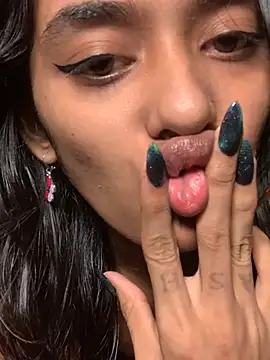 Serah201 online show from 02-07-26, 06:55