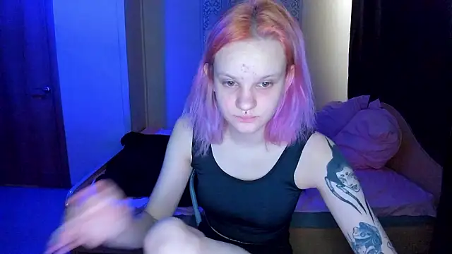 Snapshot of Elieiza_xo chatting on 02-13-26, 09:05 Elieiza xo online show from 02-13-26, 09:05