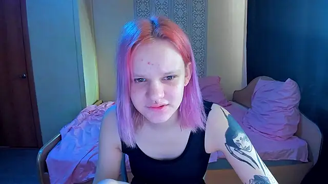 Snapshot of Elieiza_xo chatting on 02-18-26, 08:54 Elieiza xo online show from 02-18-26, 08:54