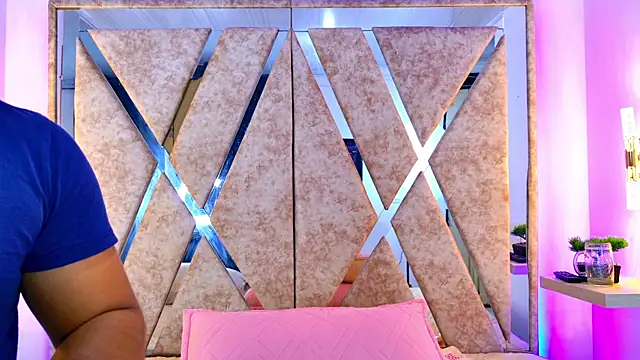 jayd muscle online show from 12-23-25, 05:05