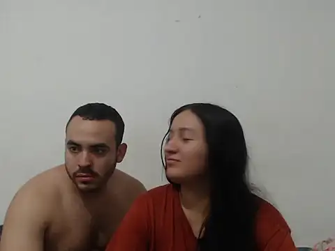 Snapshot of Ana_ThiagoxX chatting on 09-18-25, 02:35 Ana ThiagoxX online show from 09-18-25, 02:35