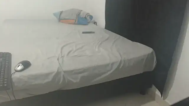 Dan jonson15 online show from 10-24-25, 04:58