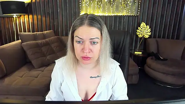 Anna Snows online show from 03-14-26, 06:30