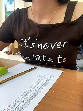 -NhaKy22 online show from 09-11-25, 01:28