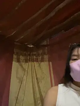 Snapshot of PhanHaa chatting on 09-10-25, 01:49 PhanHaa online show from 09-10-25, 01:49