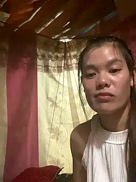 Snapshot of PhanHaa chatting on 09-19-25, 02:07 PhanHaa online show from 09-19-25, 02:07