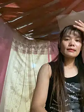 Snapshot of PhanHaa chatting on 10-03-25, 12:24 PhanHaa online show from 10-03-25, 12:24